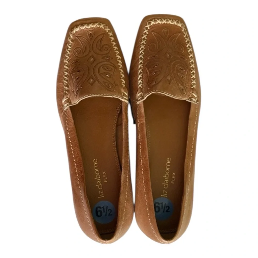 Liz Claiborne Brown Leather Loafers Classic Moccasin Style Size 6.5 Boho Classic